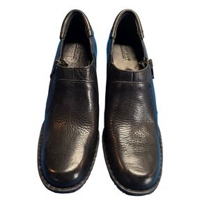 Born Womens 10 Black Leather Ankle Booties Boot Heels Zipper W32501 Round Toe